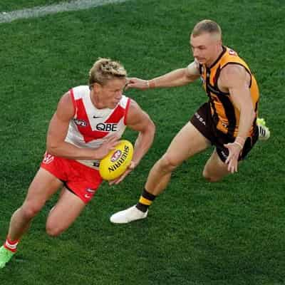 Parker nears return as Heeney stars in Swans' win