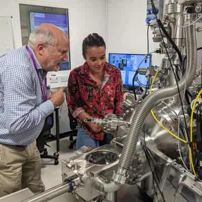 Researchers cheer quantum leap on silicon breakthrough