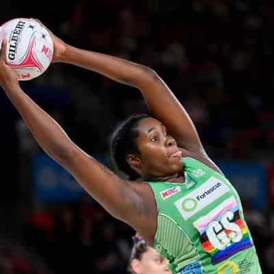 West Coast Fever blitz Firebirds in Super Netball rout