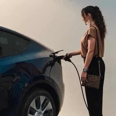 Charge an electric car for $5? Energy trial goes public