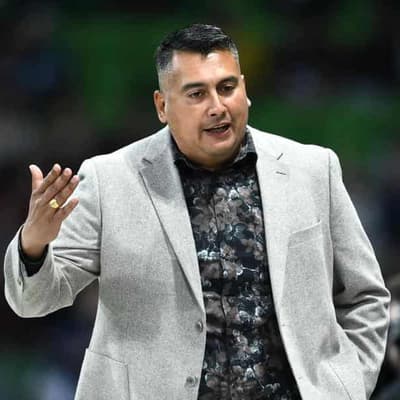 Wellington sell-out as Nix chase first ALM final spot