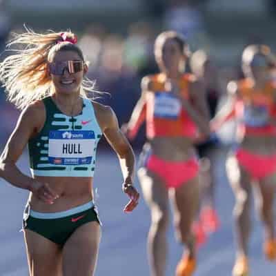 Jessica Hull smashes Australian 1500m record in Oregon