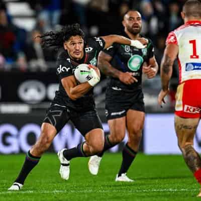 Watene-Zelezniak spearheads depleted Warriors to win