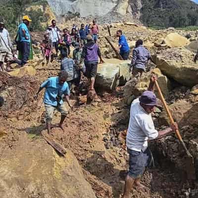 Over 2000 people buried in landslide, PNG tells UN