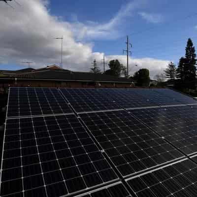 Standard-gauge track to link solar homes, cars, gadgets