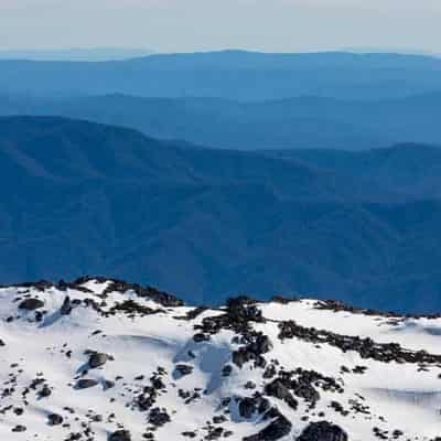 Climate change puts the heat on Aussie ski resorts