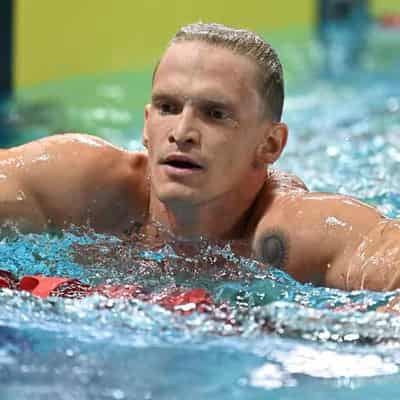 Celebrity swimmer Simpson's last roll of Olympic dice