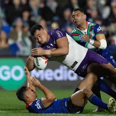 Hughes lifts Storm to extend win streak over Warriors