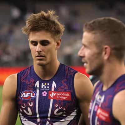 Dockers wingman Sharp has old Suns mates in his sights