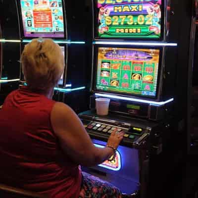 Gamblers limited to $50 daily losses on pokies