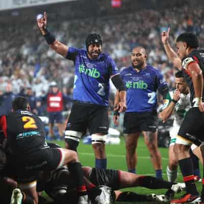 Blues break Super Rugby drought in grand final blowout