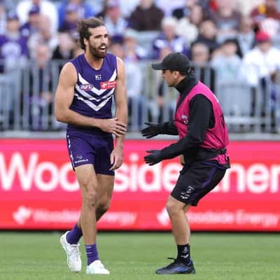 Alex Pearce injured as Dockers beat Suns in Perth