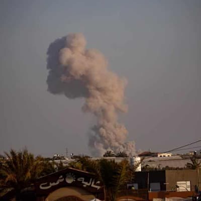 Israel air strike kills senior Gaza health official