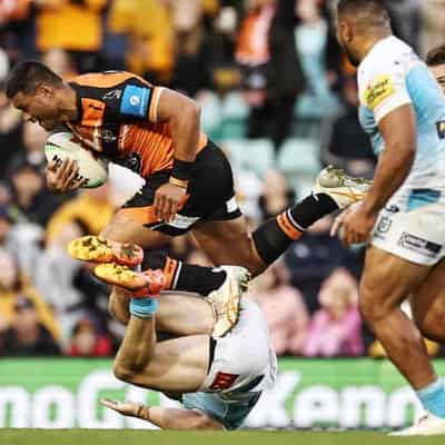 Wests Tigers allow Stefano Utoikamanu to test market