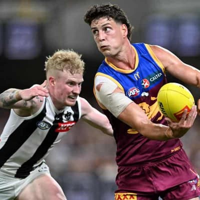 Lions' signing spree nets Berry, Cameron