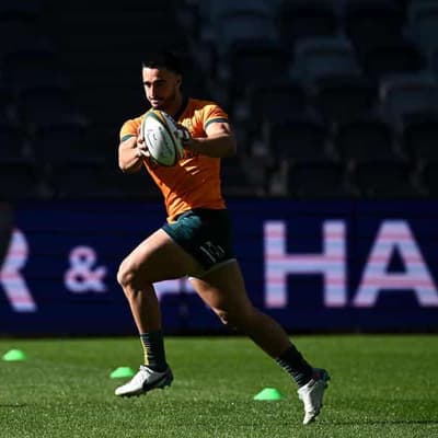 Recalled Wallaby to Wright some wrongs against Wales