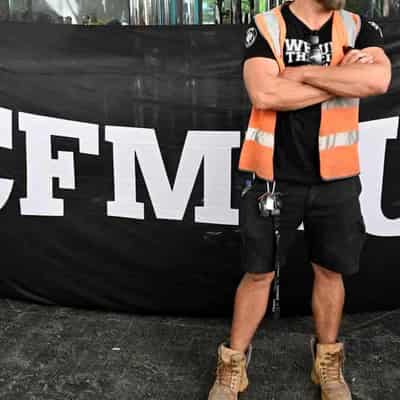 CFMEU angry over union-busting law after threat to AFL