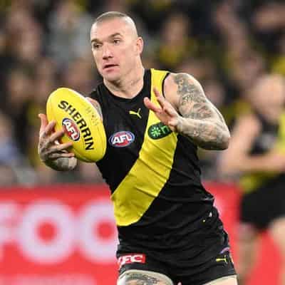 Suns 'crazy' not to ponder Dusty recruitment: Hardwick