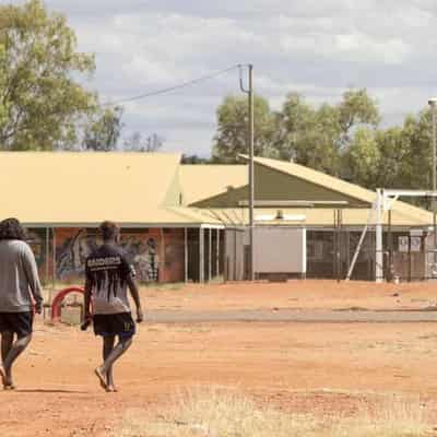 Plan to lure health workers to Indigenous communities