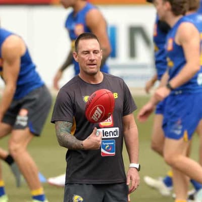 Long apprenticeship helped shape Eagles interim coach