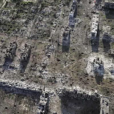 Six killed, 13 hurt in Russian attacks on Donetsk