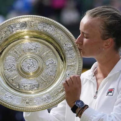 Krejcikova follows Novotna path to Wimbledon glory