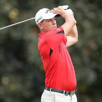 Wright enters the zone to contend at senior golf major