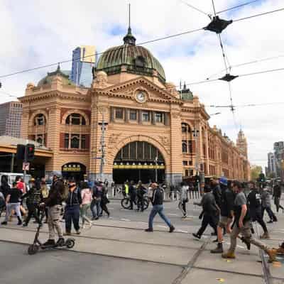 Melburnians' quality of life plummeting, survey shows