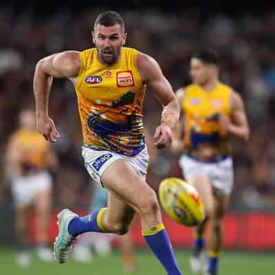 Bombers swing axe, Eagle Darling still out of favour