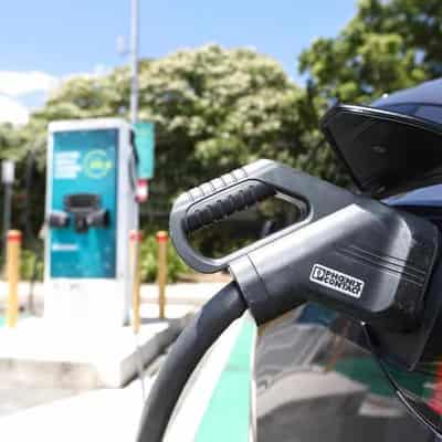 'Battery passport' call to solve electric car recycling