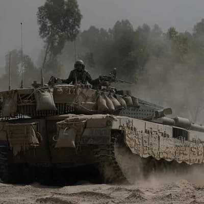 Israeli forces advance in southern Gaza, tanks in Rafah
