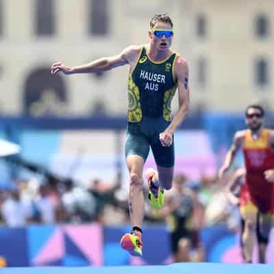 Australian triathlon shows signs of life with Hauser