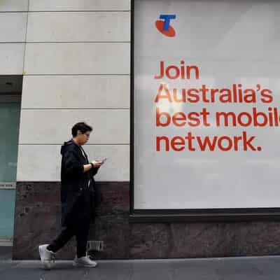 Telcos to proceed with 3G closure despite inquiry fears