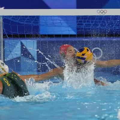 Stingers seal quarter-final spot with Canada win