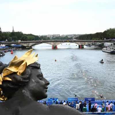 Seine too dirty again, triathlon training cancelled