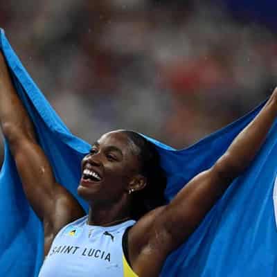 Alfred wins Olympic 100m; Fraser-Pryce withdraws