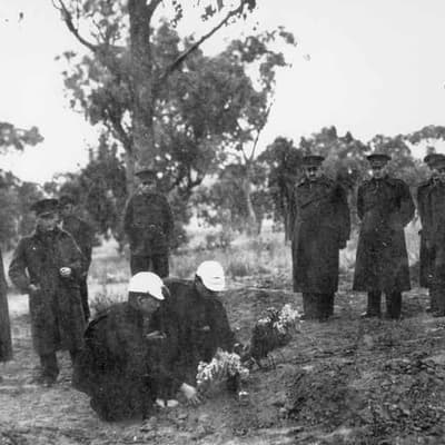 Friendship as former foes honour Cowra Breakout fallen
