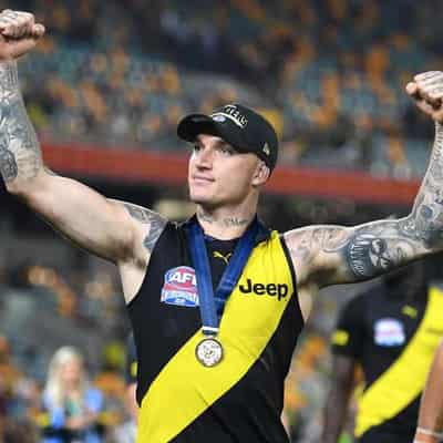 Hawkins joins tributes to mark Dustin Martin retirement