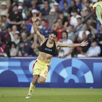 Spain complete golden summer with victory over France
