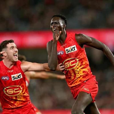 Suns all but sink Bombers' AFL finals hopes in thriller