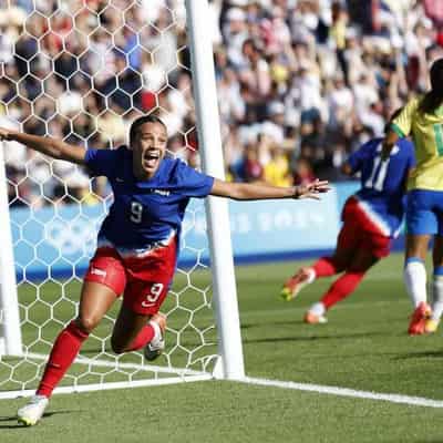 US returns to top of women's football with Olympic gold