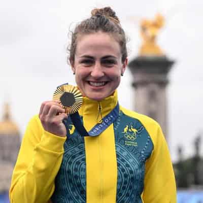 Golden Brown's hopes punctured in women's Tour