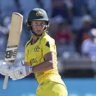 Aussie trio's Hundred hopes over but Lanning fights on