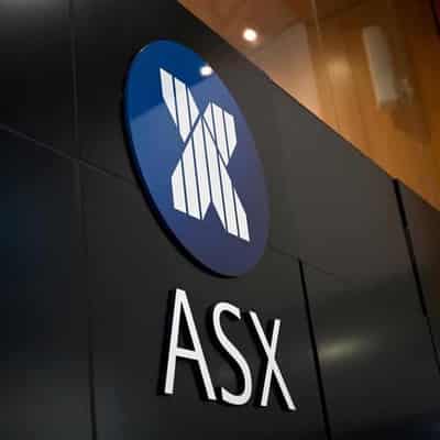 Australian shares rally for best week of the year