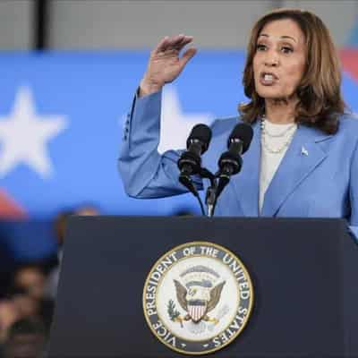 Harris vows to tackle costs, build houses, lower taxes