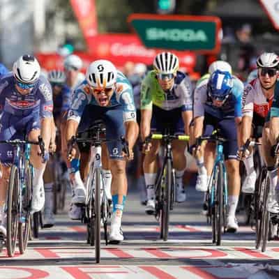 Aussie Groves looks wrong way and misses La Vuelta boat