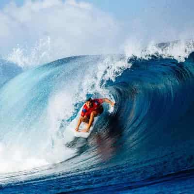 Slater's praise as Robinson, Picklum WSL Finals-bound