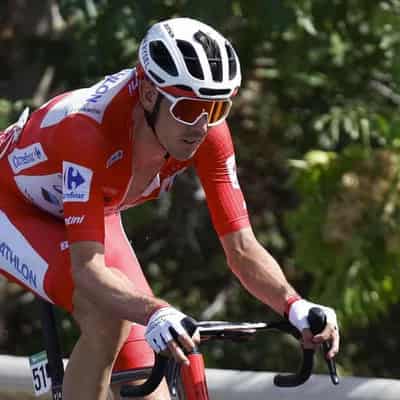 O'Connor's Vuelta lead narrows as Roglic flexes muscles