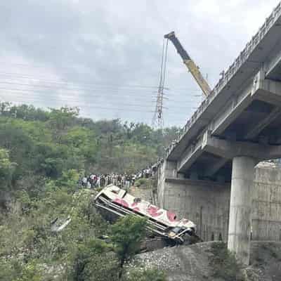 Two Pakistan bus accidents kill at least 34 people