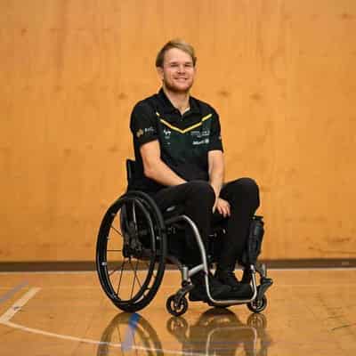 Vernon eyes Paralympic medal on top of bush footy flags